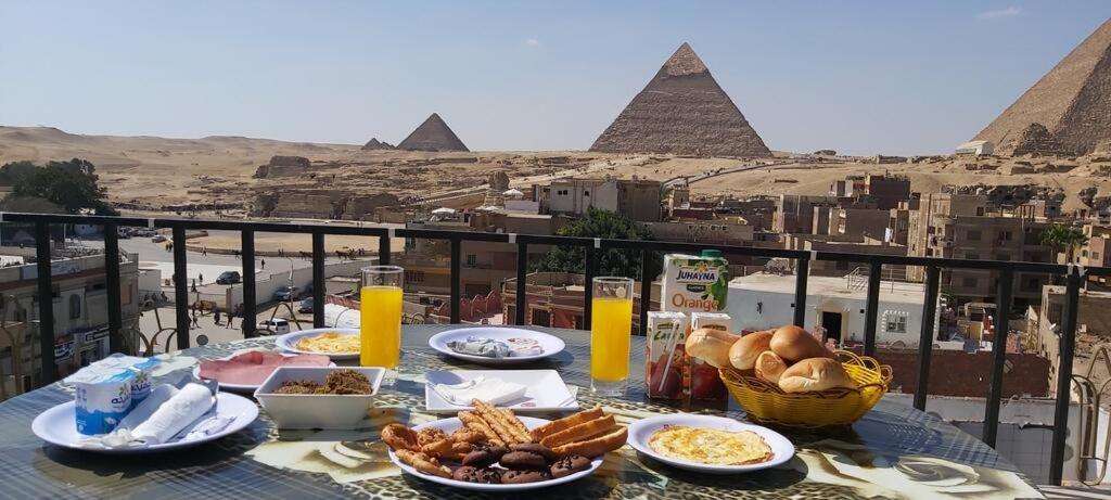 Giza Pyramids Plateau Inn מראה חיצוני תמונה