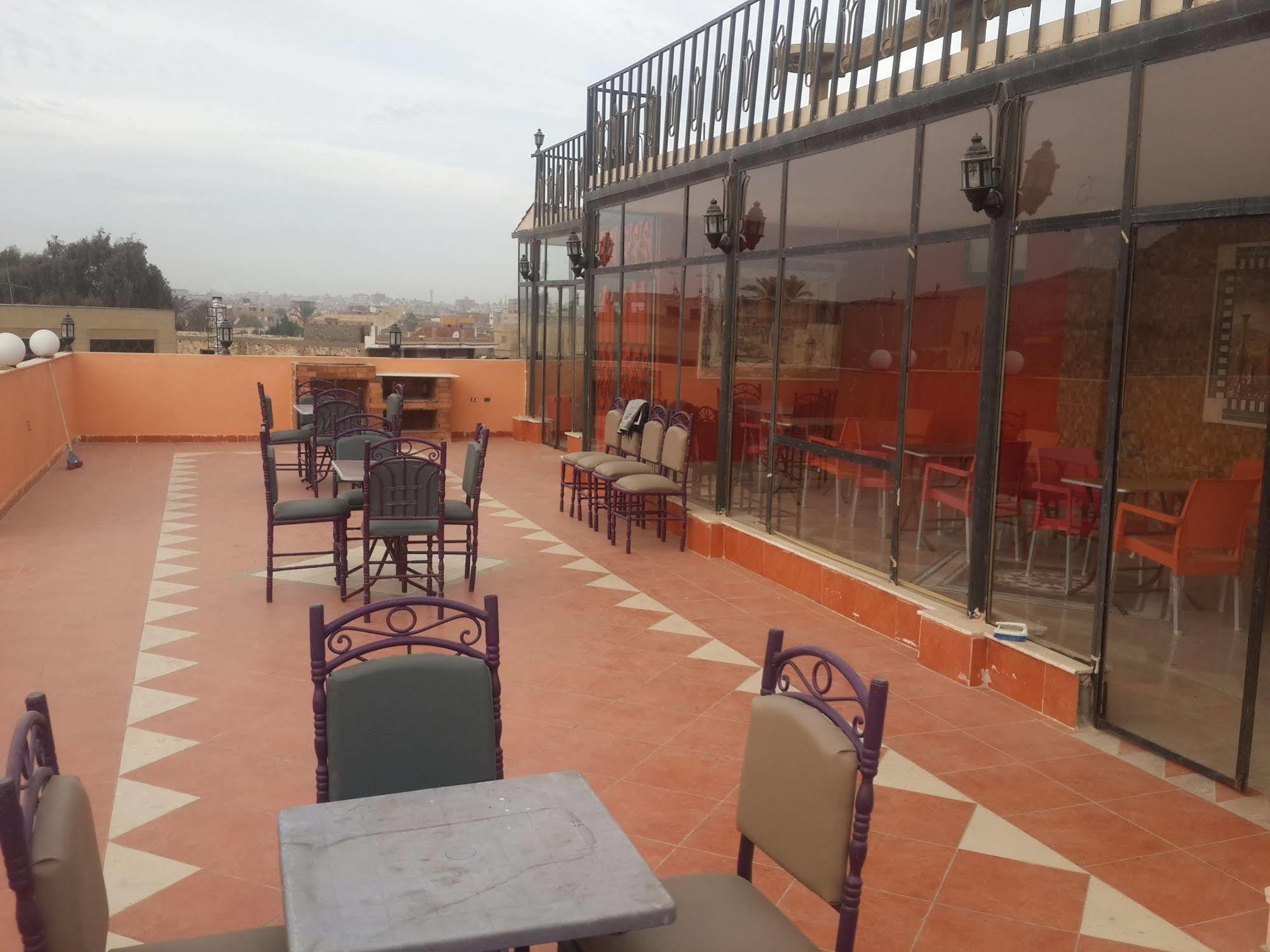 Giza Pyramids Plateau Inn מראה חיצוני תמונה